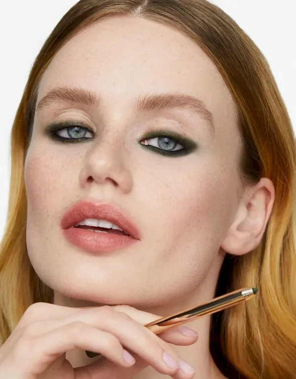 Voyeur Waterproof Gel Eyeliner - Image 27