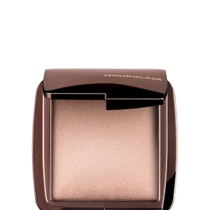 Ambient™ Lighting Finishing Powder