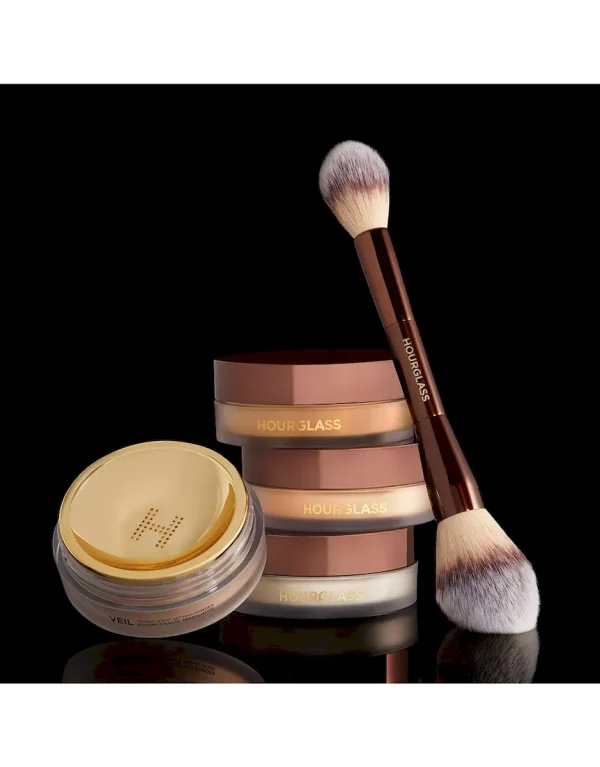 Veil™ Translucent Setting Powder - Image 3