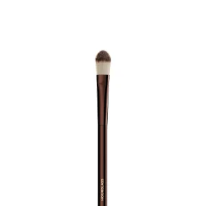 Nº 8 Large Concealer Brush